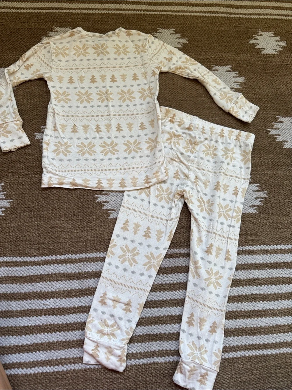 Carter’s Comfy Soft Fair Isle Pajama Set
